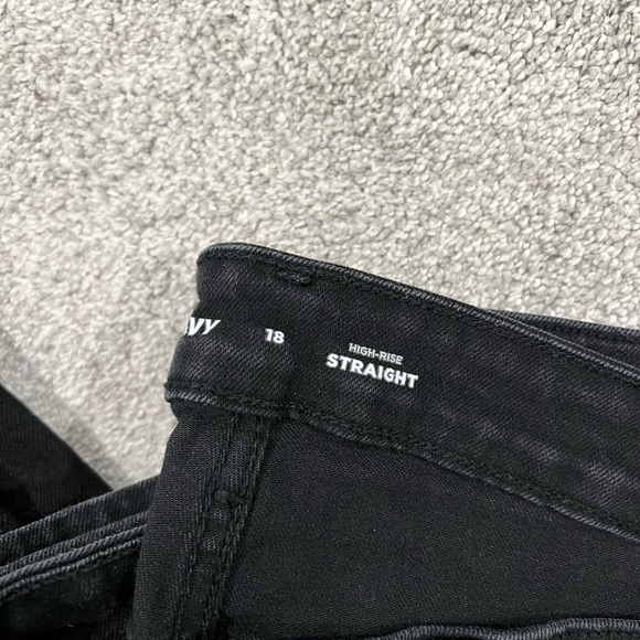 2 pair of Old Navy jeans size 16 and 18 - Picture 3 of 4